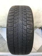 4 pneus Hiver Bridgeston 235 55R 17.  4X4, 17 pouces, Pneu(s), 235 mm, Utilisé