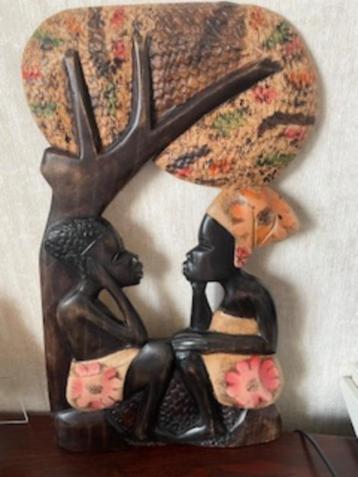 VINTAGE - Handsnij-hout-werk beschikbaar voor biedingen