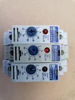 3 telemecanische relais RE1-LA002, Ophalen of Verzenden, Gebruikt, Overige typen