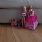 5 poupées Barbies ( 2 adultes et 3 enfants), Kinderen en Baby's, Gebruikt, Ophalen of Verzenden, Barbie