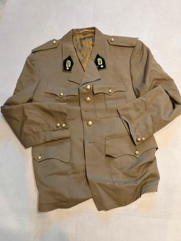 ABL volledig uniform luitenant-geneesheer 1971, Ophalen