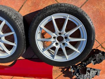 Mercedes 17" velgen, Michelin ET49-banden beschikbaar voor biedingen