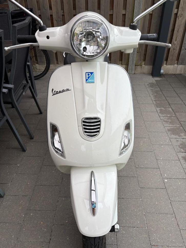 Vespa LX 50 4T 4V Slechts 3.100 km!, Fietsen en Brommers, Scooters | Vespa, Zo goed als nieuw, Vespa LX, Klasse B (45 km/u), Benzine