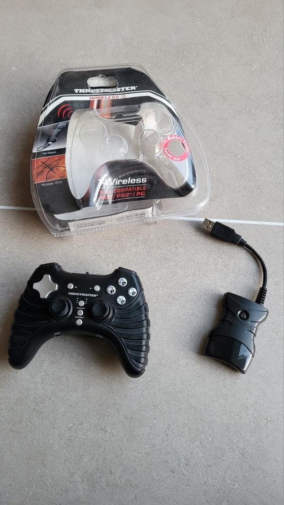 Thrustmaster T-wireless controller gamepad pc/ps2/ps3, Computers en Software, Joysticks, Zo goed als nieuw, Ophalen of Verzenden