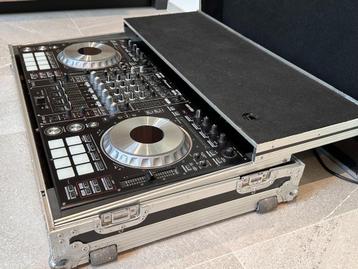 Pioneer DDJ-SZ comme neuf + flight-case Magma beschikbaar voor biedingen