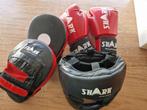 bokshandschoenen, helm en pads SHARK, Sport en Fitness, Boksen, Ophalen, Gebruikt, Boks-accessoire