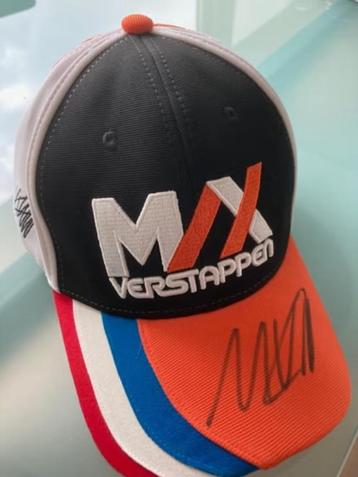 Max Verstappen pet met handtekening beschikbaar voor biedingen