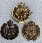 Kentekens, RAF Cap badges, LOT van 3x verschillende, Zg, Ophalen of Verzenden, Luchtmacht, Embleem of Badge