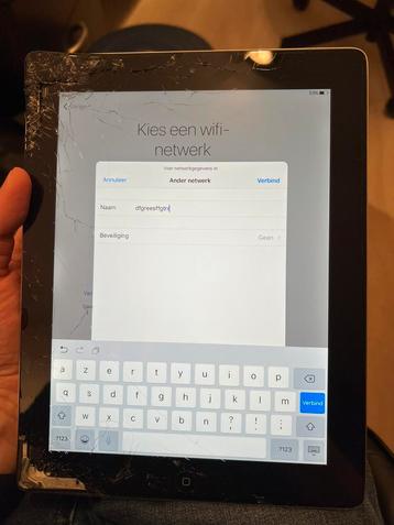 Apple iPad 4e generatie 16GB (scherm gebroken + deuken) beschikbaar voor biedingen