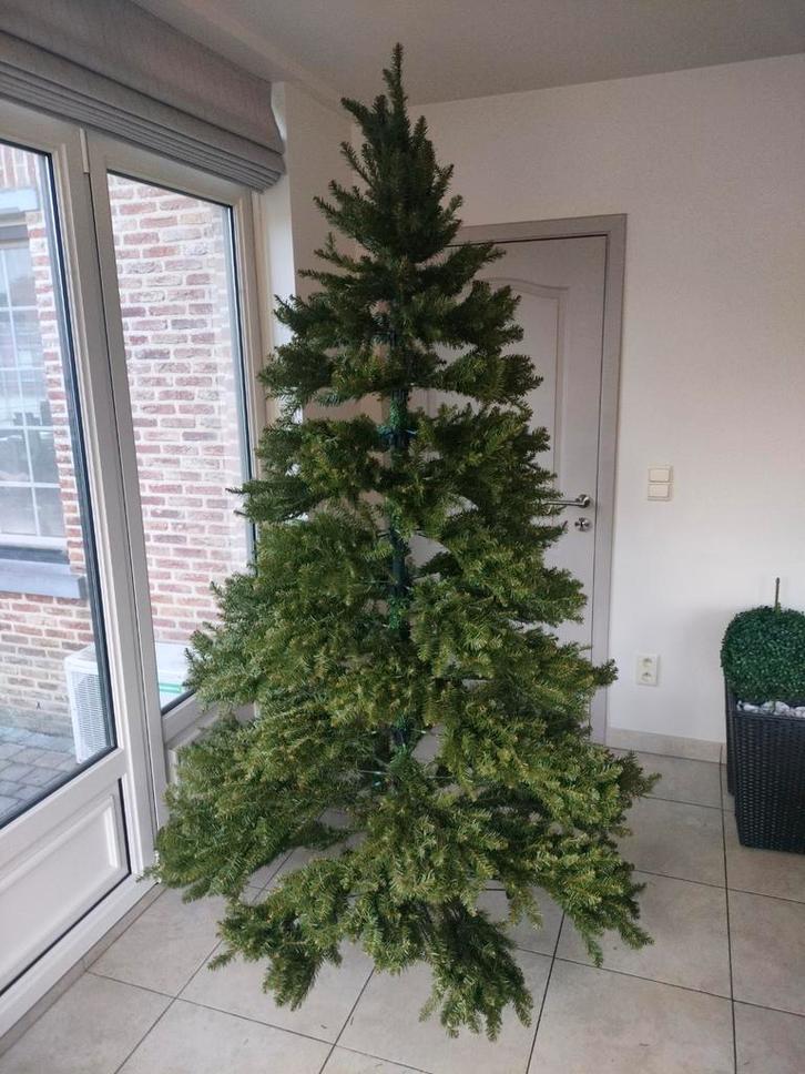 Kunst kerstboom van goede kwaliteit met metalen opbergbak, Diversen, Kerst, Zo goed als nieuw, Ophalen
