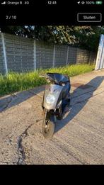 Kymco agility 50 B klasse, Fietsen en Brommers, Scooters | Kymco, Benzine, Agility, Klasse B (45 km/u), Zo goed als nieuw