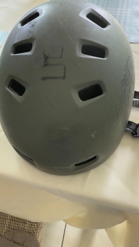 Topkwaliteit Fietshelm – Veilig, Comfortabel & Stijlvol!, Fietsen en Brommers, Fietsaccessoires | Fietshelmen, Zo goed als nieuw