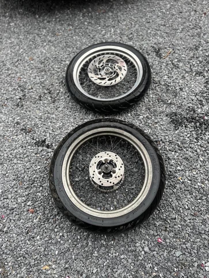 Derbi senda 50 50cc wielset - Gilera dt 50 velgen, Fietsen en Brommers, Brommeronderdelen | Algemeen, Gebruikt, Ophalen of Verzenden