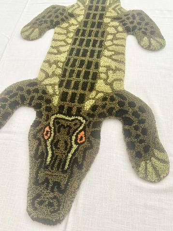 NIEUW Crocodile Tapijt Medium beschikbaar voor biedingen
