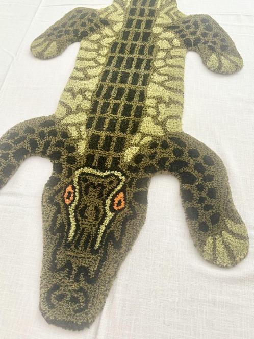 NIEUW Crocodile Tapijt Medium, Huis en Inrichting, Stoffering | Tapijten en Vloerkleden, Nieuw, 50 tot 100 cm, 100 tot 150 cm