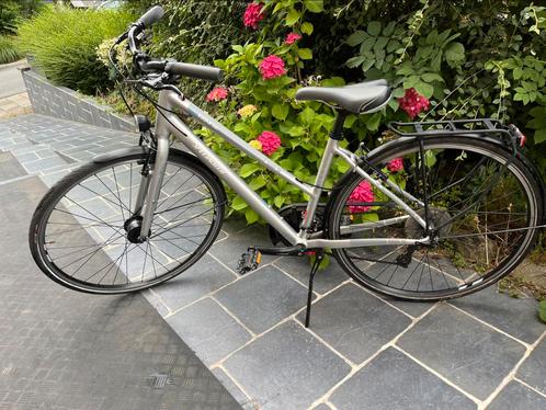 Vends vélo femme Specialized, Fietsen en Brommers, Fietsen | Dames | Sportfietsen en Toerfietsen, Gebruikt, Overige merken, 15 tot 20 versnellingen