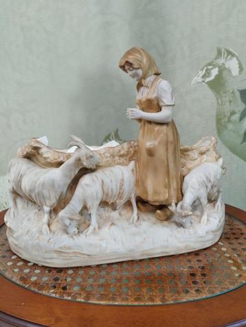 Statue en porcelaine Royal Dux de Vienne, Enlèvement ou Envoi