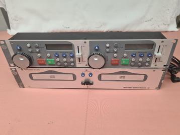 US BLASTER USB 7302 – dubbele CD speler beschikbaar voor biedingen