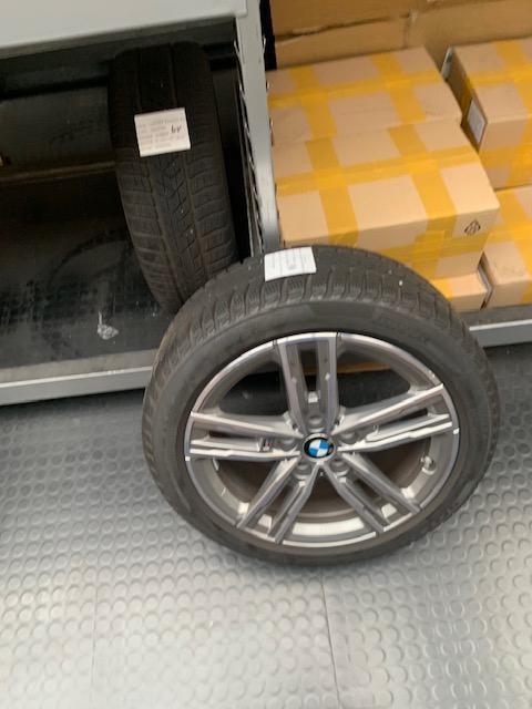 BMW M Wintervelgen inclusief Pirelli winter banden, Auto-onderdelen, Banden en Velgen, Band(en), Winterbanden, Ophalen
