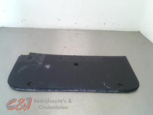 Afdekplaat diversen van een Opel Vivaro, Auto-onderdelen, Overige Auto-onderdelen, Opel, Gebruikt, 3 maanden garantie, Ophalen of Verzenden