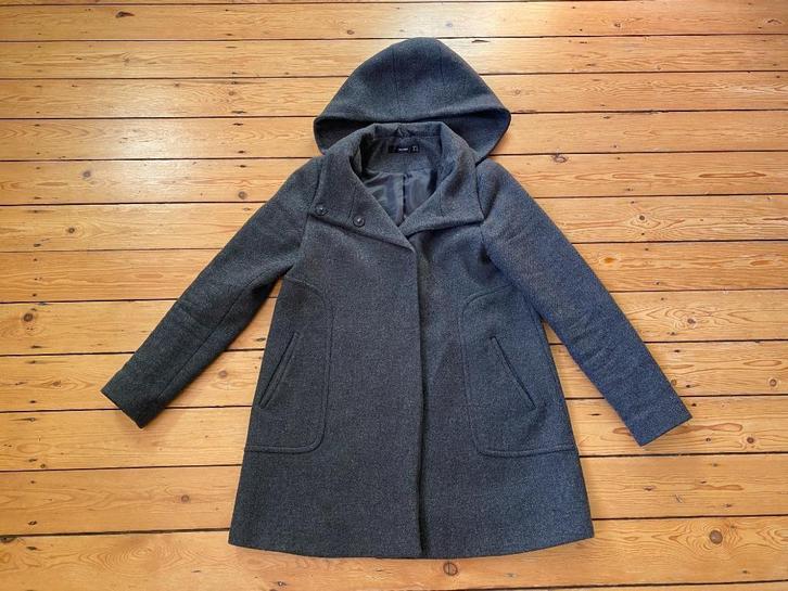 Grijze winterjas, als nieuw, uit INNO, merk Hallhuber, mt 38, Kleding | Dames, Jassen | Winter, Zo goed als nieuw, Maat 38/40 (M)