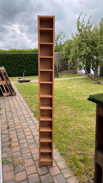 Cd rek beschikbaar voor biedingen
