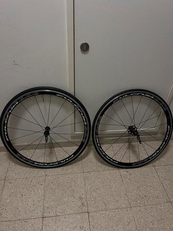 Fullcrum racing quattro beschikbaar voor biedingen