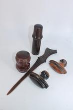 Kavel van 5 houten voorwerpen: Art deco papiersnijder, handv