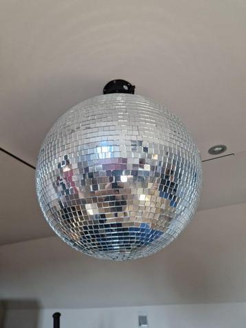 Discobal, RGB-led-podiumlicht, stroboscooplamp, blacklight beschikbaar voor biedingen