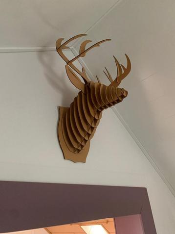 Decoratie Hert beschikbaar voor biedingen
