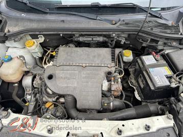 Motor van een Fiat Doblo beschikbaar voor biedingen