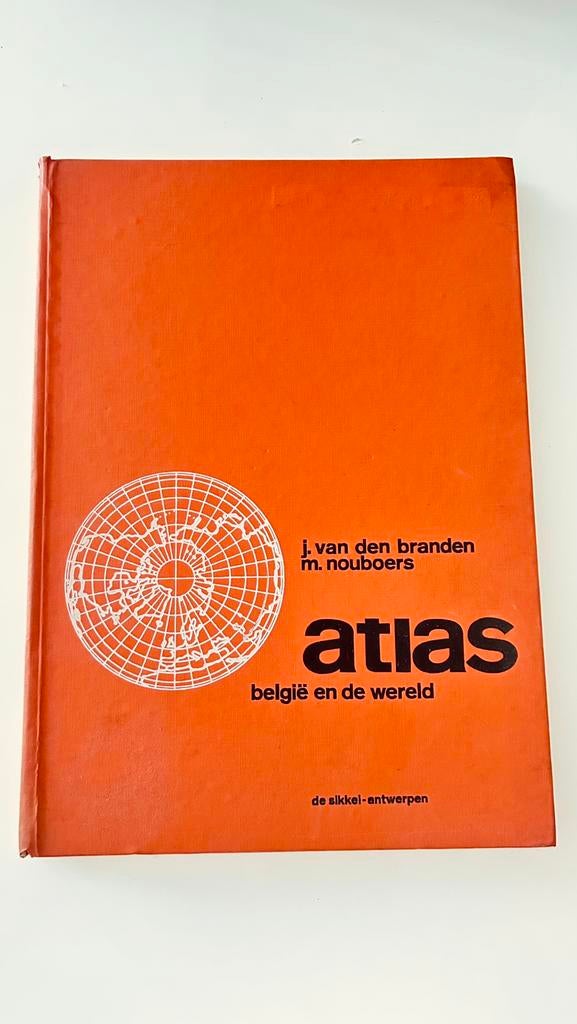 Atlas belgie en de  wereld j. Van den branden, Boeken, Ophalen, Zo goed als nieuw