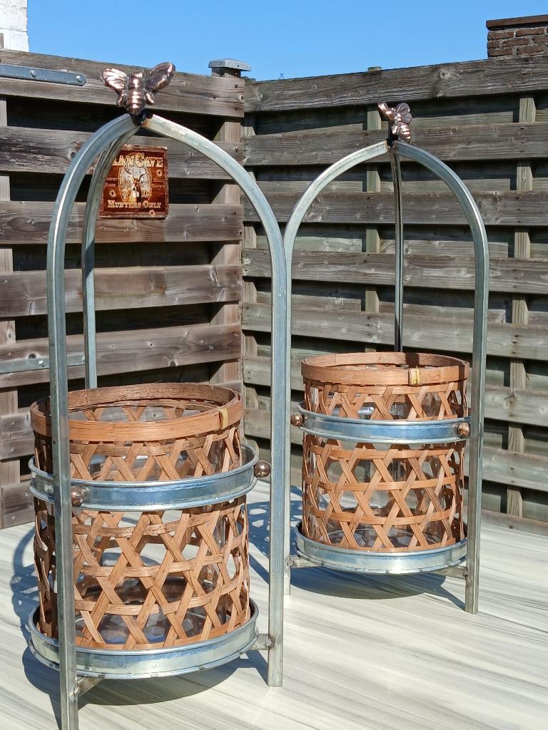 2 Metalen windlichten met uitneembaar glas., Jardin & Terrasse, Vases de jardin, Enlèvement, Comme neuf