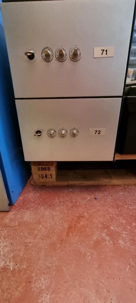 2 compartiments de coffre avec clé et 3 codes, Maison & Meubles, 50 à 100 cm, Comme neuf, Enlèvement, Métal