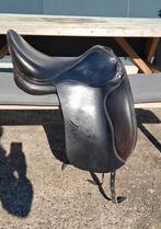 BUSSE BASIL dressuurzadel 17.5 inch, Dieren en Toebehoren, Ophalen of Verzenden