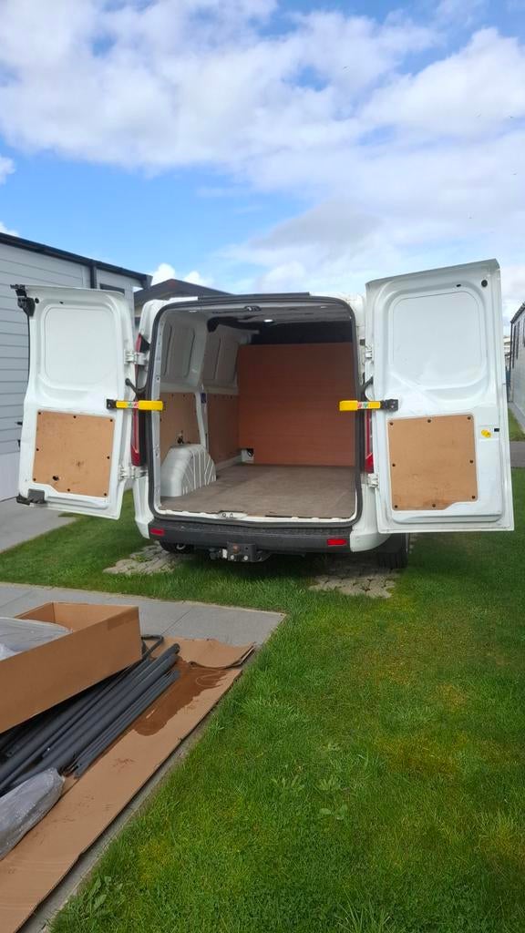 **FORD TRANSIT lichte vracht 3 zitpl 84000 km 2021 diesel**, Auto's, Voorwielaandrijving, 1995 cc, 4 cilinders, 2500 kg