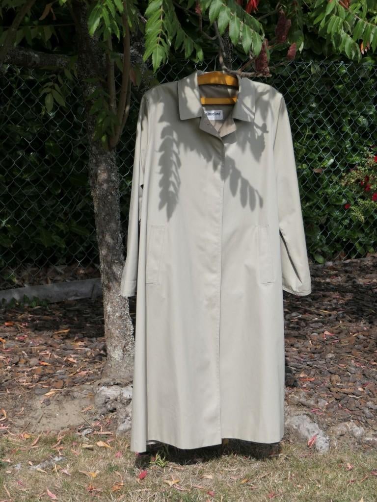 Imperméable gris-taupe de marque, Vêtements | Femmes, Enlèvement, Gris