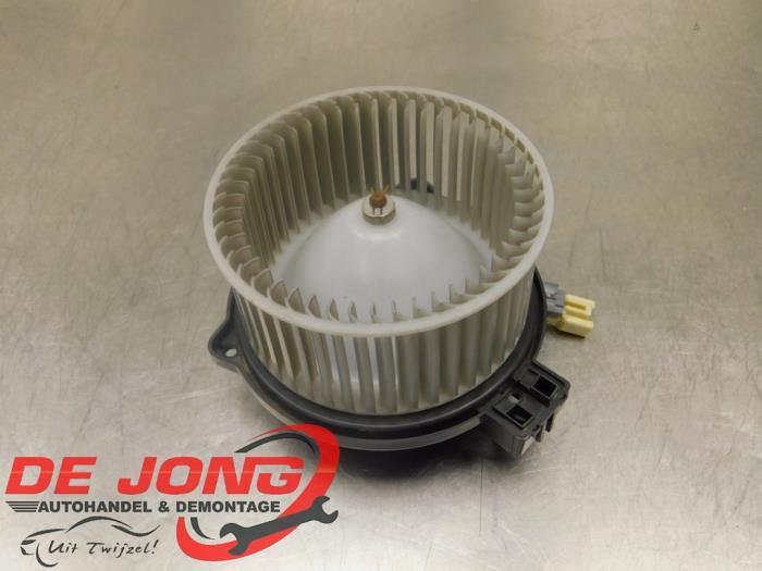 Moteur de ventilation chauffage d'un Mazda CX-5, Autos : Pièces & Accessoires, Autres pièces automobiles, Mazda, Utilisé, 3 mois de garantie