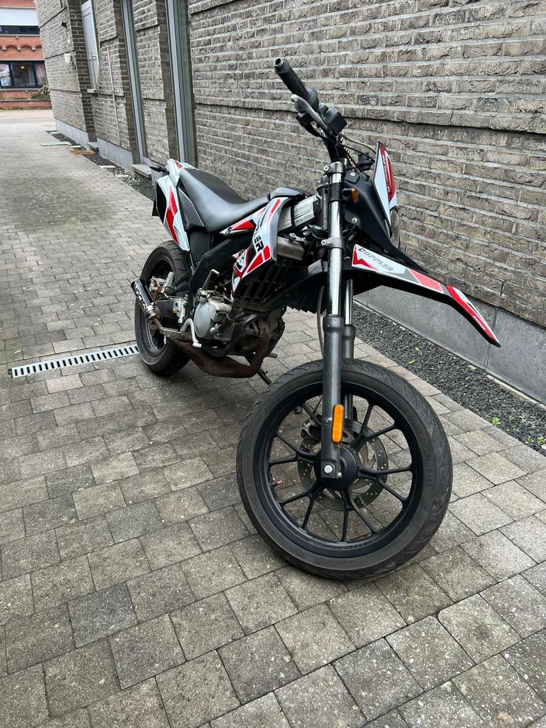 Derbi senda 50cc, Fietsen en Brommers, Minibikes, Midibikes en Pitbikes, Zo goed als nieuw, Overige typen, Ophalen