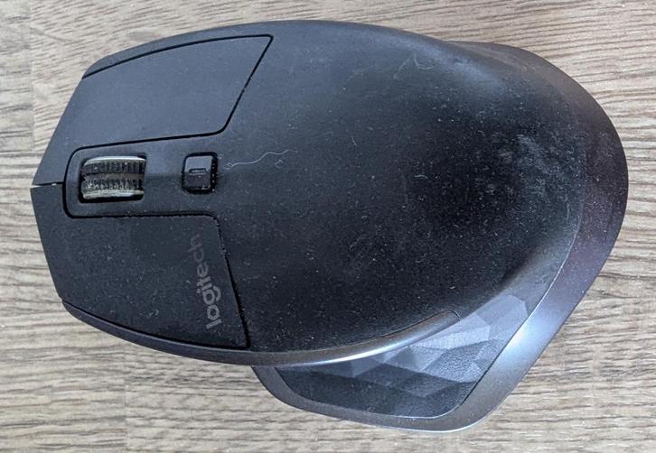Logitech MX Master, Computers en Software, Muizen, Gebruikt, Muis, Rechtshandig, Draadloos, Ergonomisch, Ophalen