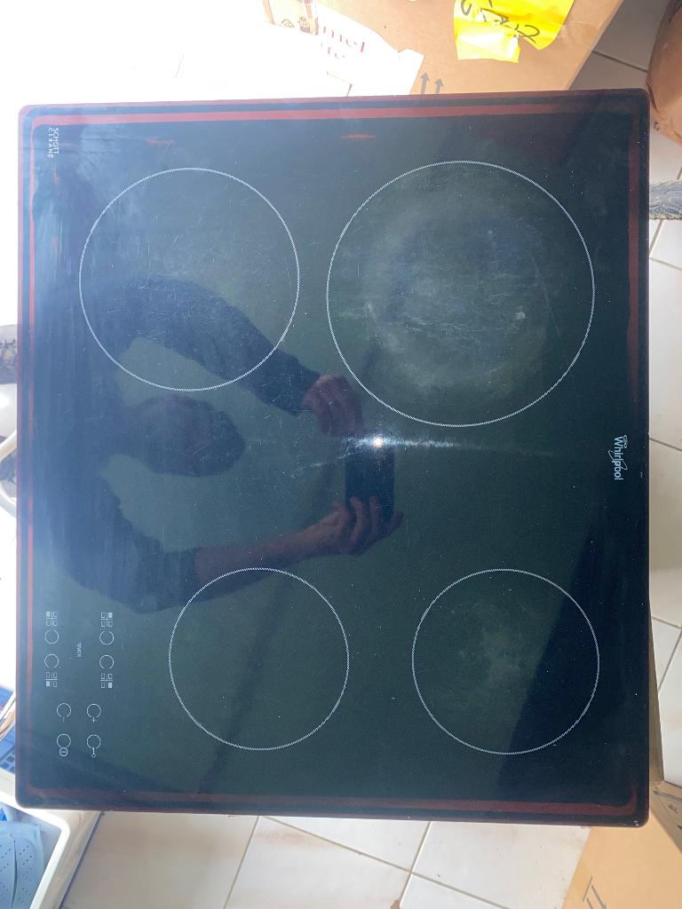 Vitrocéramique Whirlpool, Electroménager, Tables de cuisson, 4 zones de cuisson, Encastré, Enlèvement, Utilisé