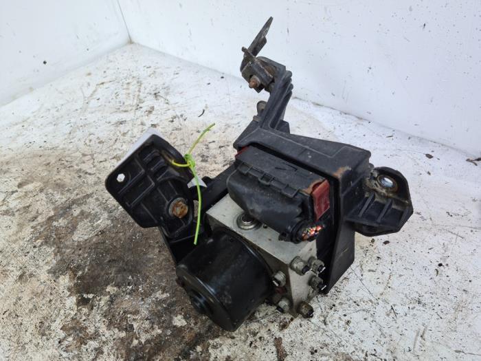 Pompe ABS d'un Opel Astra, Autos : Pièces & Accessoires, Électronique & Câbles, Opel, Utilisé, 3 mois de garantie, Enlèvement ou Envoi