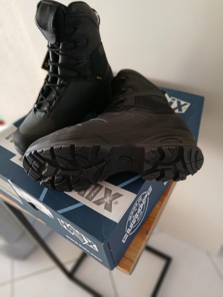 Haix beveiligings laarzen en Haix nette beveiligings schoen, Vêtements | Hommes, Chaussures, Neuf, Enlèvement ou Envoi, Chaussures de travail