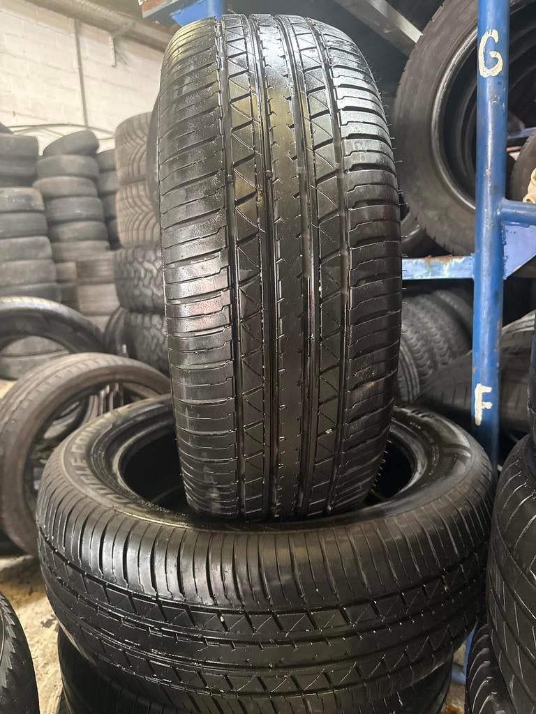 235/55/19 Double coin avec montage et équilibrage, Enlèvement