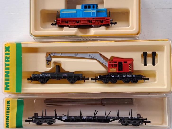 Minitrix werftrein met kraan en rongenwagon met rails, Hobby en Vrije tijd, Modeltreinen | N-Spoor, Locomotief, Ophalen of Verzenden