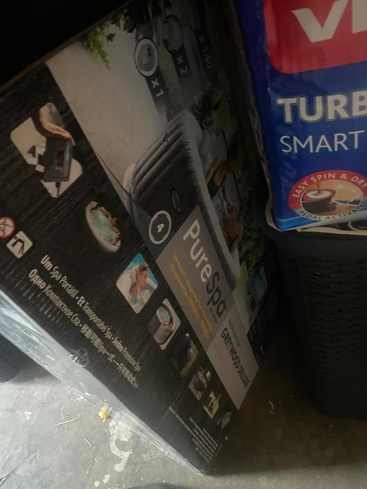 Spa Gonflable Intex PureSpa Greywood Deluxe – 4 Places (NEUF, Jardin & Terrasse, Bains à remous et Spas, Neuf, Gonflable, Tapis de sol