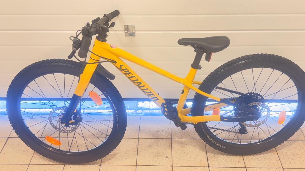 Specialized Rip Rock 24, Ophalen, Zo goed als nieuw, 20 inch of meer, Specialized