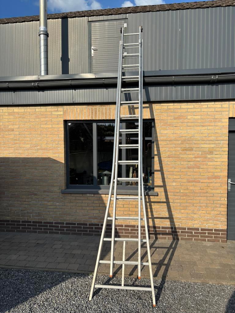 2 delige aluminium ladder 2 x 16 sporten, Ophalen, Ladder