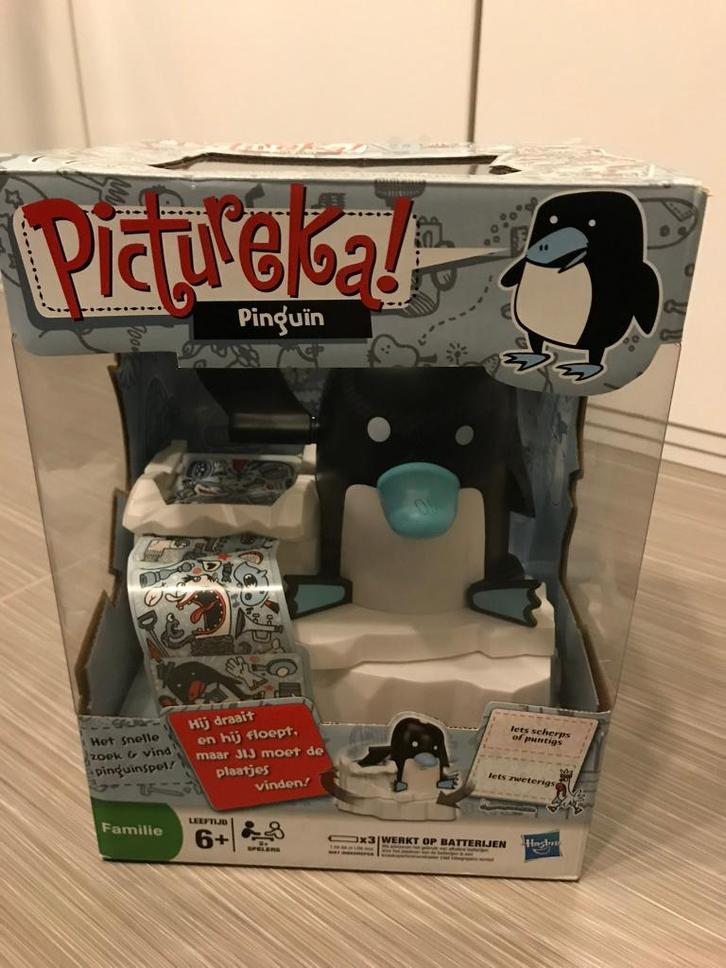 Pictureka Pinguïn (Hasbro), Hobby en Vrije tijd, Gezelschapsspellen | Bordspellen, Zo goed als nieuw, Een of twee spelers, Drie of vier spelers