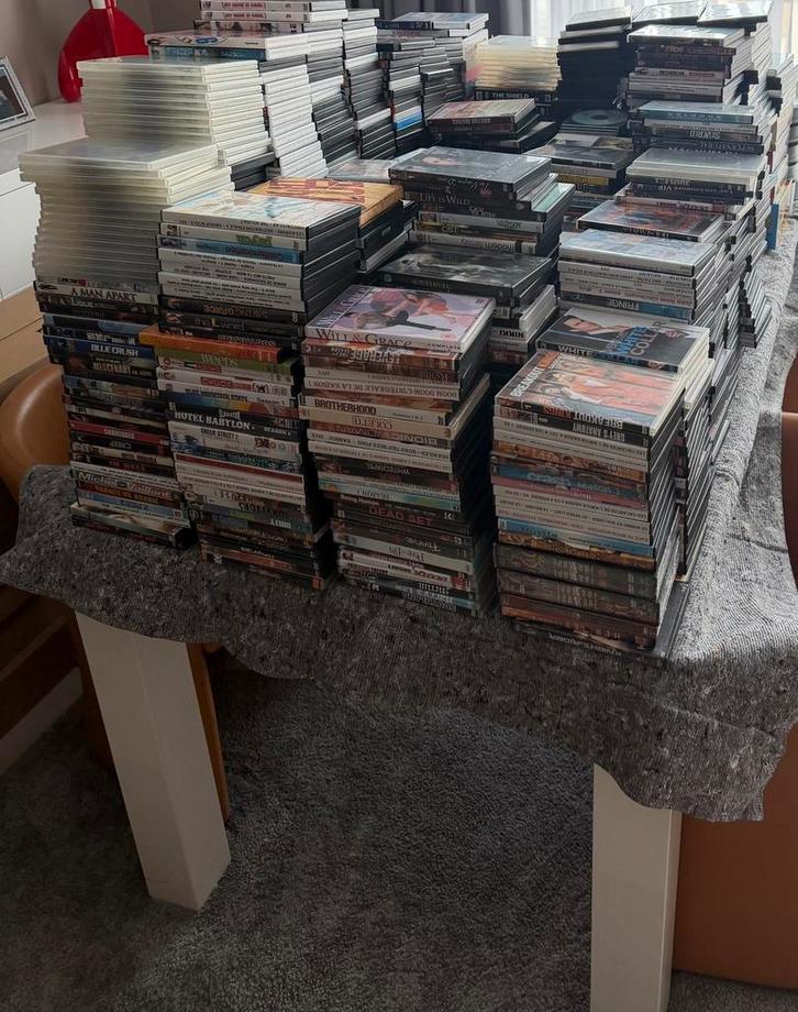 Lot dvd de + de 3000 DVD format DIVX avi,mkv,original+cd, CD & DVD, DVD | Autres DVD, Utilisé, Enlèvement